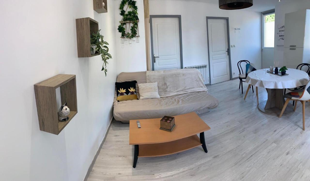T2 Cosy Matelas 5* / Ecran plat Qled Mâcon Extérieur photo
