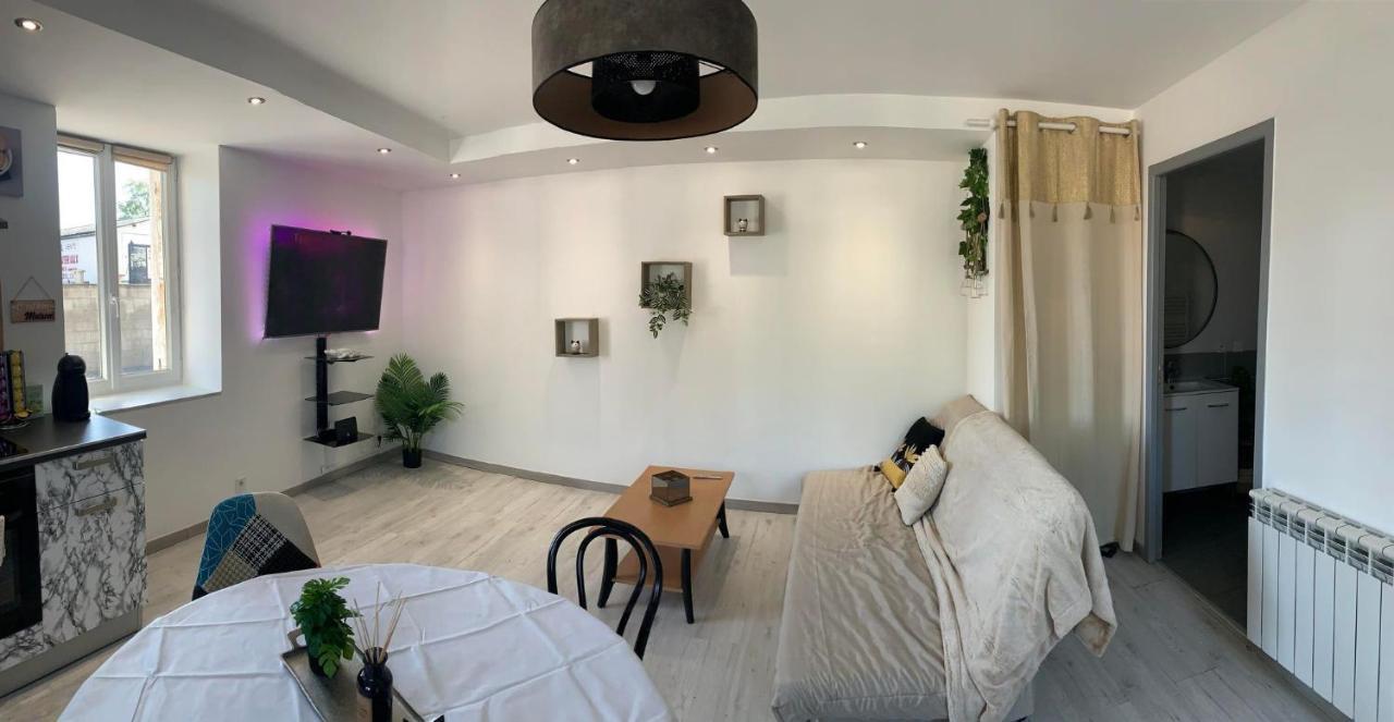 T2 Cosy Matelas 5* / Ecran plat Qled Mâcon Extérieur photo